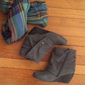 BLOWFISH Gray Ankle Booties w/ Wedge Heel Size 8.5